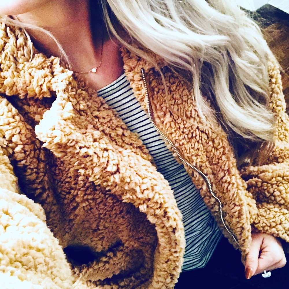 “Killing Me Softly" Teddy Bear Coat - Picture 5 of 5